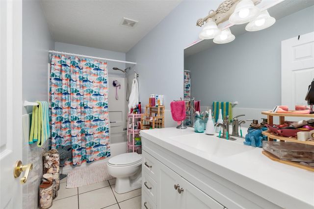 407 8TH AVENUE N, Tierra Verde, FL 33715