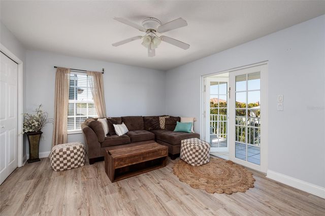 407 8TH AVENUE N, Tierra Verde, FL 33715