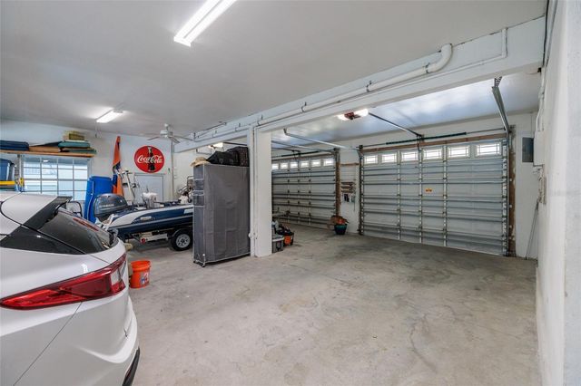 407 8TH AVENUE N, Tierra Verde, FL 33715