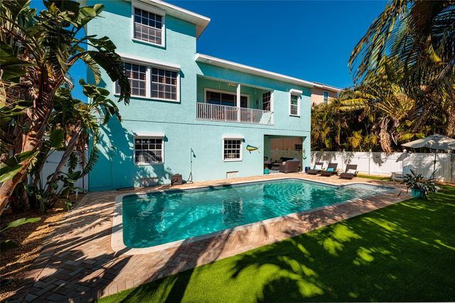 407 8TH AVENUE N, Tierra Verde, FL 33715