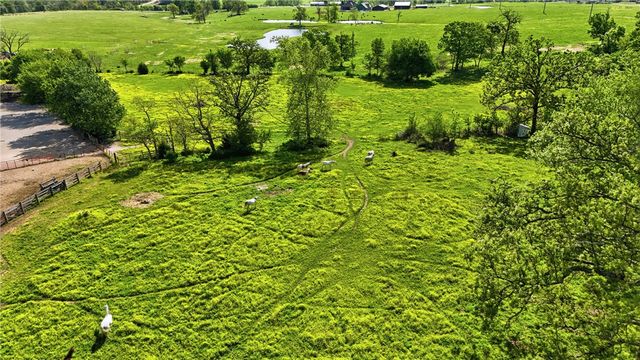 13677 N Mount Olive Road, Gravette, AR 72736