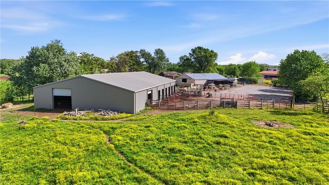 13677 N Mount Olive Road, Gravette, AR 72736