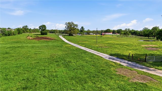 13677 N Mount Olive Road, Gravette, AR 72736