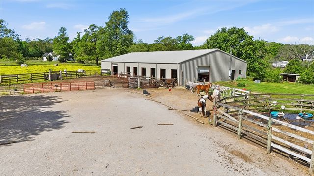 13677 N Mount Olive Road, Gravette, AR 72736