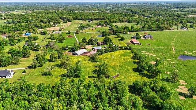 13677 N Mount Olive Road, Gravette, AR 72736