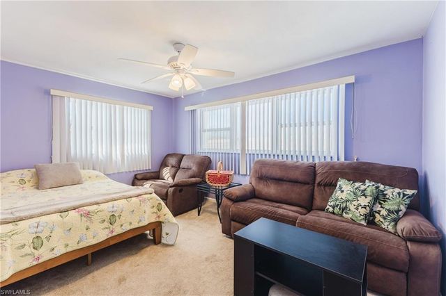 1226 SE 23rd ST, Cape Coral, FL 33990