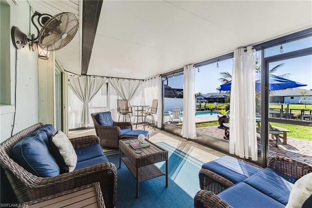 1226 SE 23rd ST, Cape Coral, FL 33990