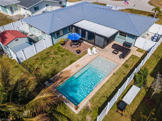 1226 SE 23rd ST, Cape Coral, FL 33990