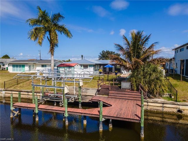 1226 SE 23rd ST, Cape Coral, FL 33990