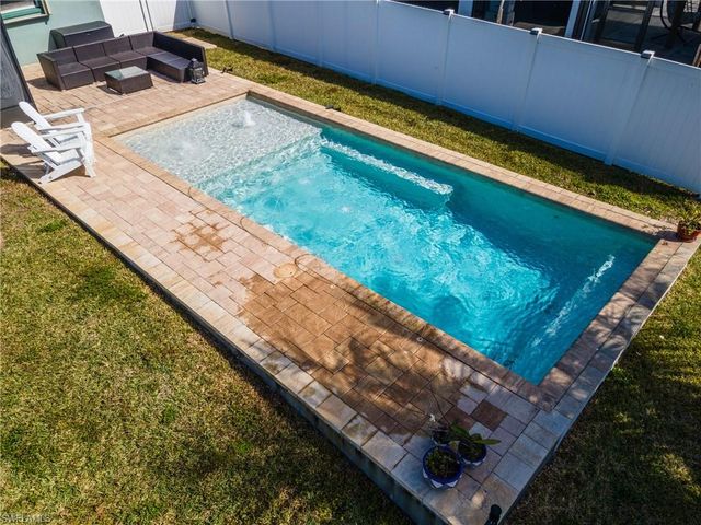 1226 SE 23rd ST, Cape Coral, FL 33990