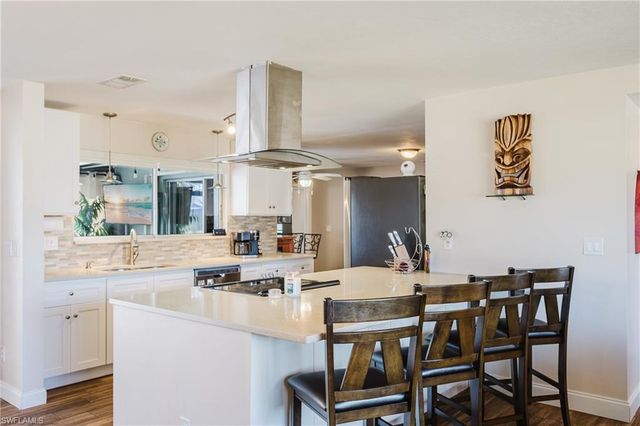 1226 SE 23rd ST, Cape Coral, FL 33990