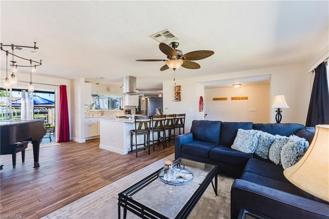 1226 SE 23rd ST, Cape Coral, FL 33990