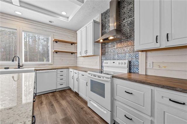 4100 Presbyterian Road, Greensboro, NC 27406