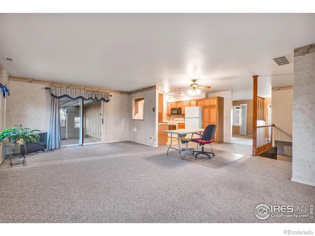 7157 Maple Street, Longmont, CO 80504