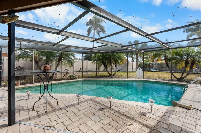 12114 RHONDA TERRACE, Seminole, FL 33772