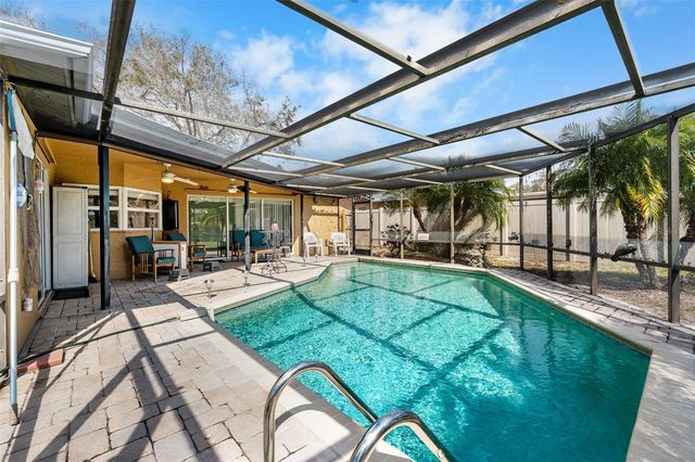 12114 RHONDA TERRACE, Seminole, FL 33772