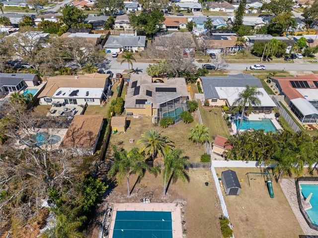 12114 RHONDA TERRACE, Seminole, FL 33772