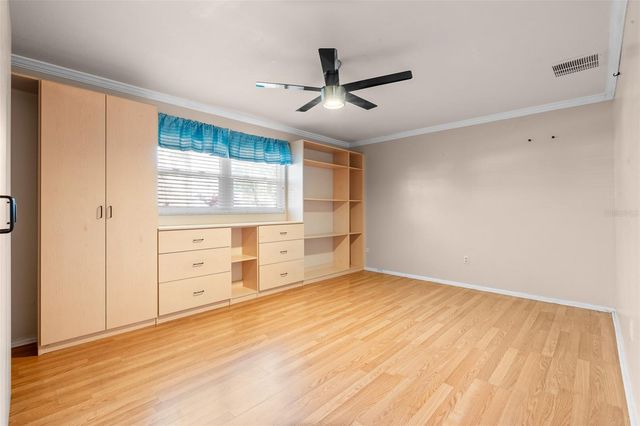 12114 RHONDA TERRACE, Seminole, FL 33772