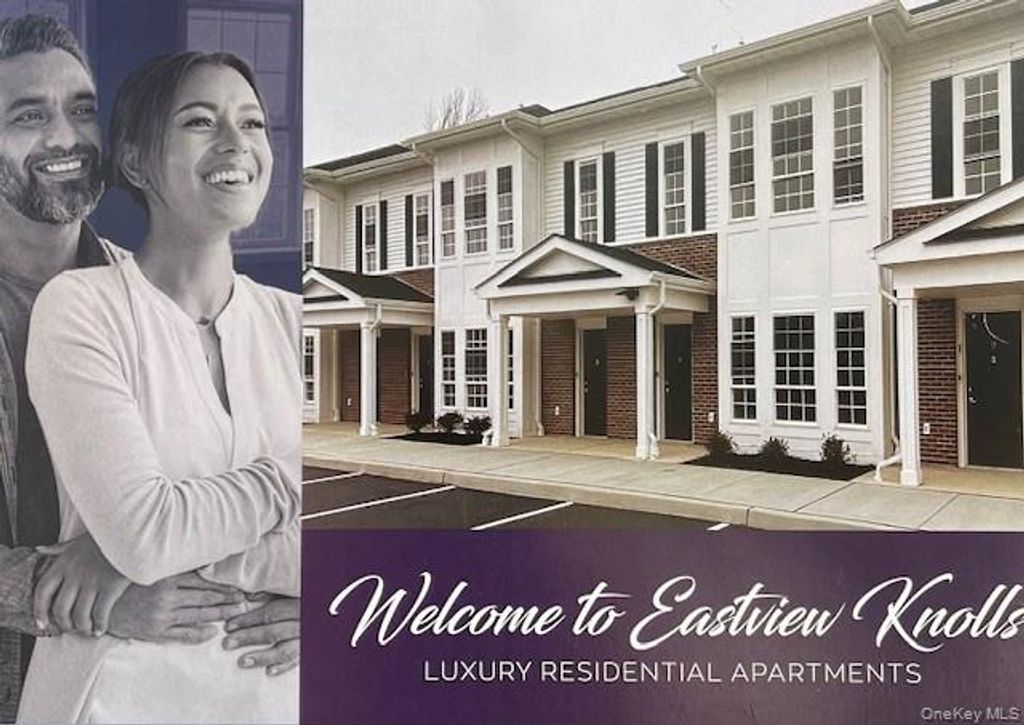 221 Eastview Drive 16, Central Islip, NY 11722