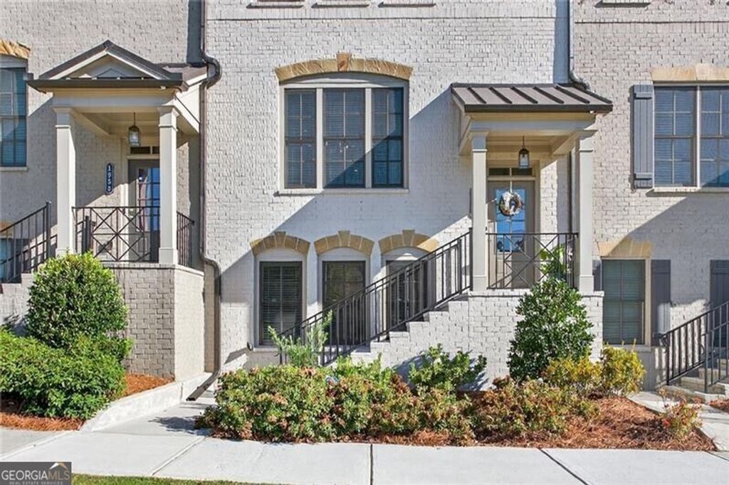 1956 Skyfall Circle NE, Atlanta, GA 30319