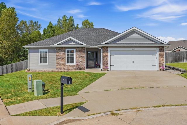 5107 ASPEN RIDGE DR, Columbia, MO 65202