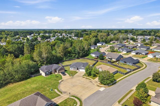5107 ASPEN RIDGE DR, Columbia, MO 65202