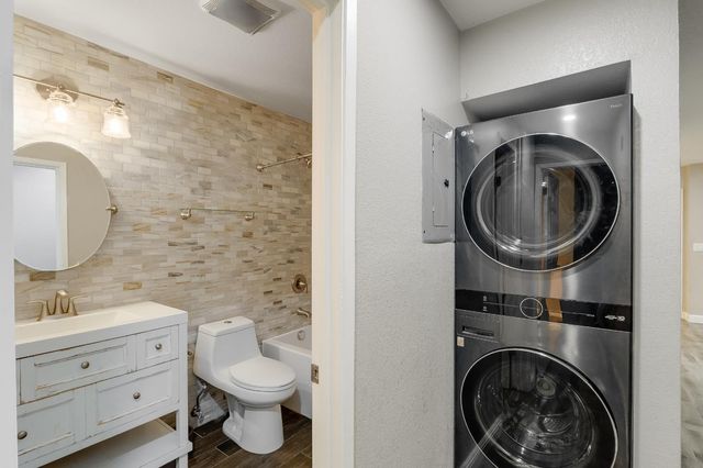 2623 Copa Del Oro Dr, Union City, CA 94587