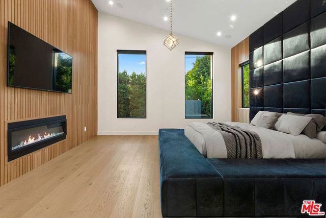 4803 Lemona Avenue, Sherman Oaks, CA 91403