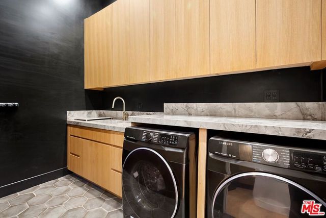 4803 Lemona Avenue, Sherman Oaks, CA 91403