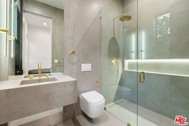 4803 Lemona Avenue, Sherman Oaks, CA 91403