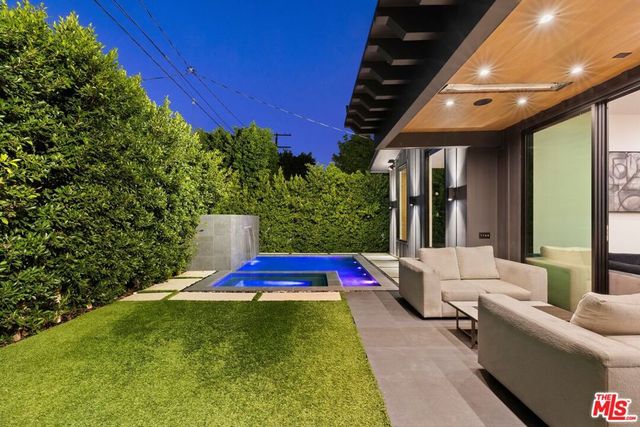 4803 Lemona Avenue, Sherman Oaks, CA 91403