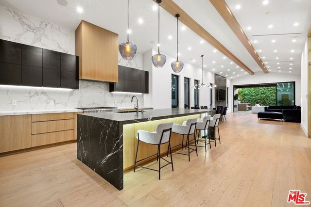 4803 Lemona Avenue, Sherman Oaks, CA 91403