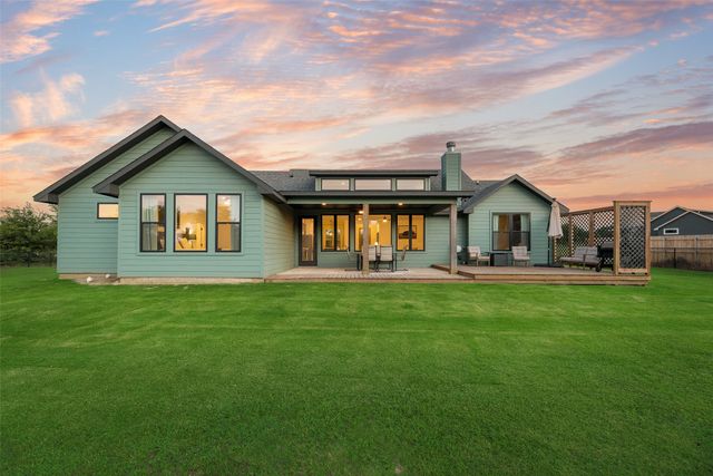 1505 VZ County Road 3415, Wills Point, TX 75169