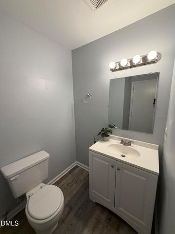 3810 Grey Harbor Drive 203, Raleigh, NC 27616