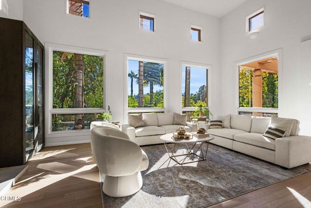 1265 Chateau Road, Pasadena, CA 91105