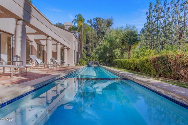 1265 Chateau Road, Pasadena, CA 91105