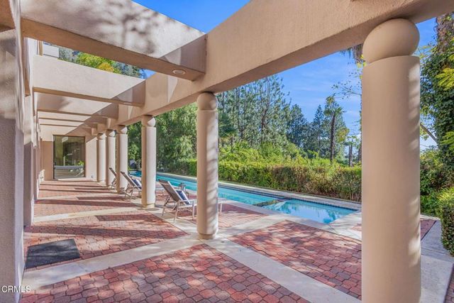 1265 Chateau Road, Pasadena, CA 91105