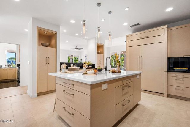 1265 Chateau Road, Pasadena, CA 91105