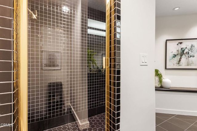 1265 Chateau Road, Pasadena, CA 91105