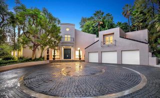 1265 Chateau Road, Pasadena, CA 91105