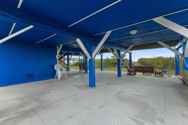 16519 Jamaica Beach Road, Jamaica Beach, TX 77554