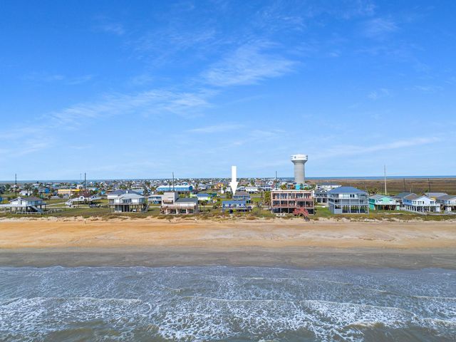 16519 Jamaica Beach Road, Jamaica Beach, TX 77554