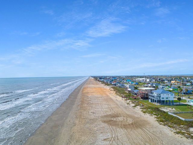 16519 Jamaica Beach Road, Jamaica Beach, TX 77554