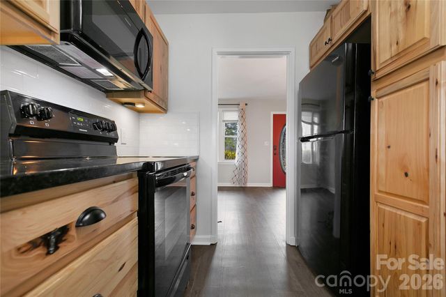 68 Elm Bend Road, Brevard, NC 28712