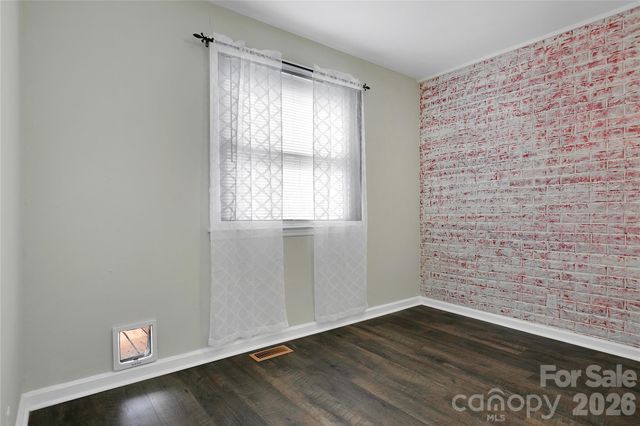 68 Elm Bend Road, Brevard, NC 28712