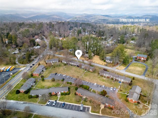 68 Elm Bend Road, Brevard, NC 28712