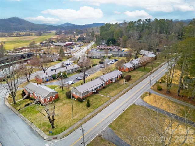 68 Elm Bend Road, Brevard, NC 28712