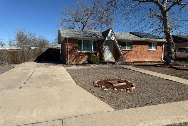 378 S Racine Street, Aurora, CO 80012