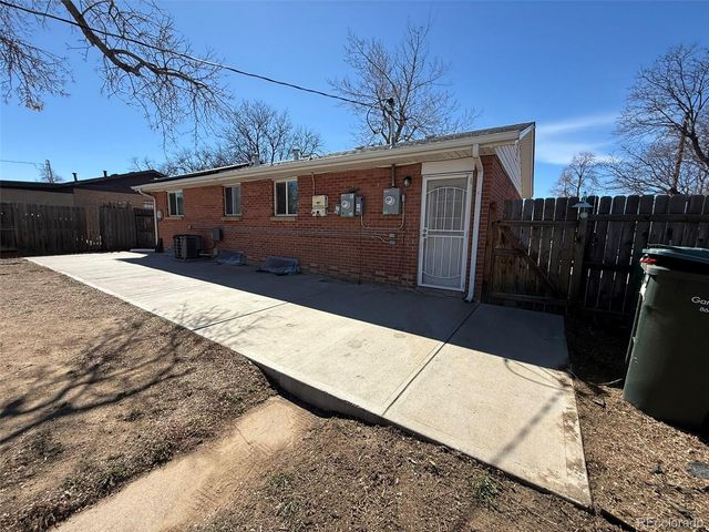 378 S Racine Street, Aurora, CO 80012