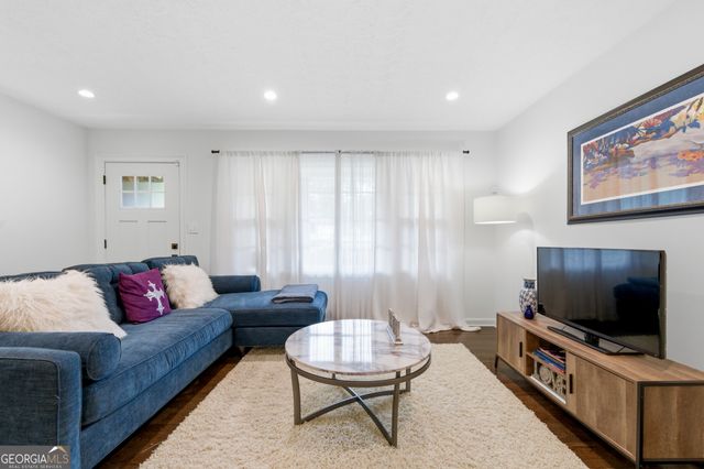 3161 Woods Lane SW, Marietta, GA 30060